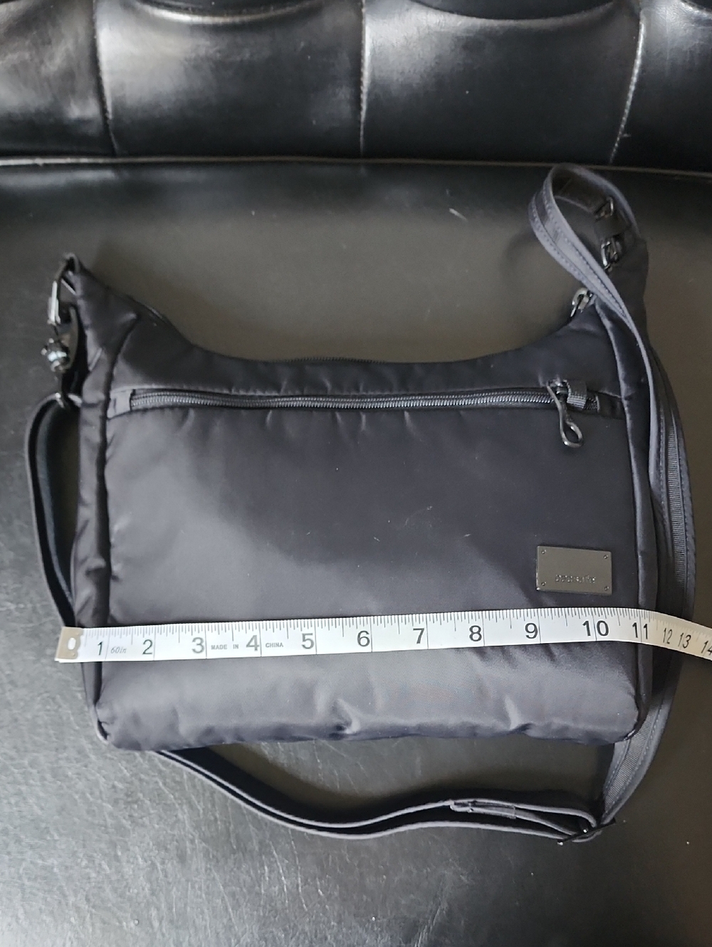 Pacsafe Citysafe Anti-theft Black Nylon Crossbody Purse Bag RFID CS Series CS100 - Picture 5 of 13